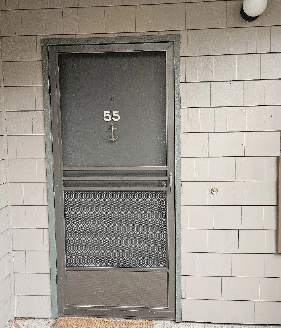 2 bed, 1240 sqft, $4,400 — Photo 1