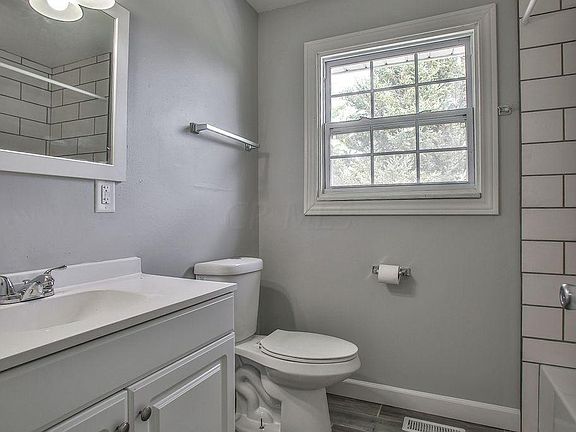 5th image of 3537 Leach Dr