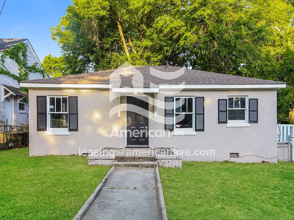 1605 11th Ave