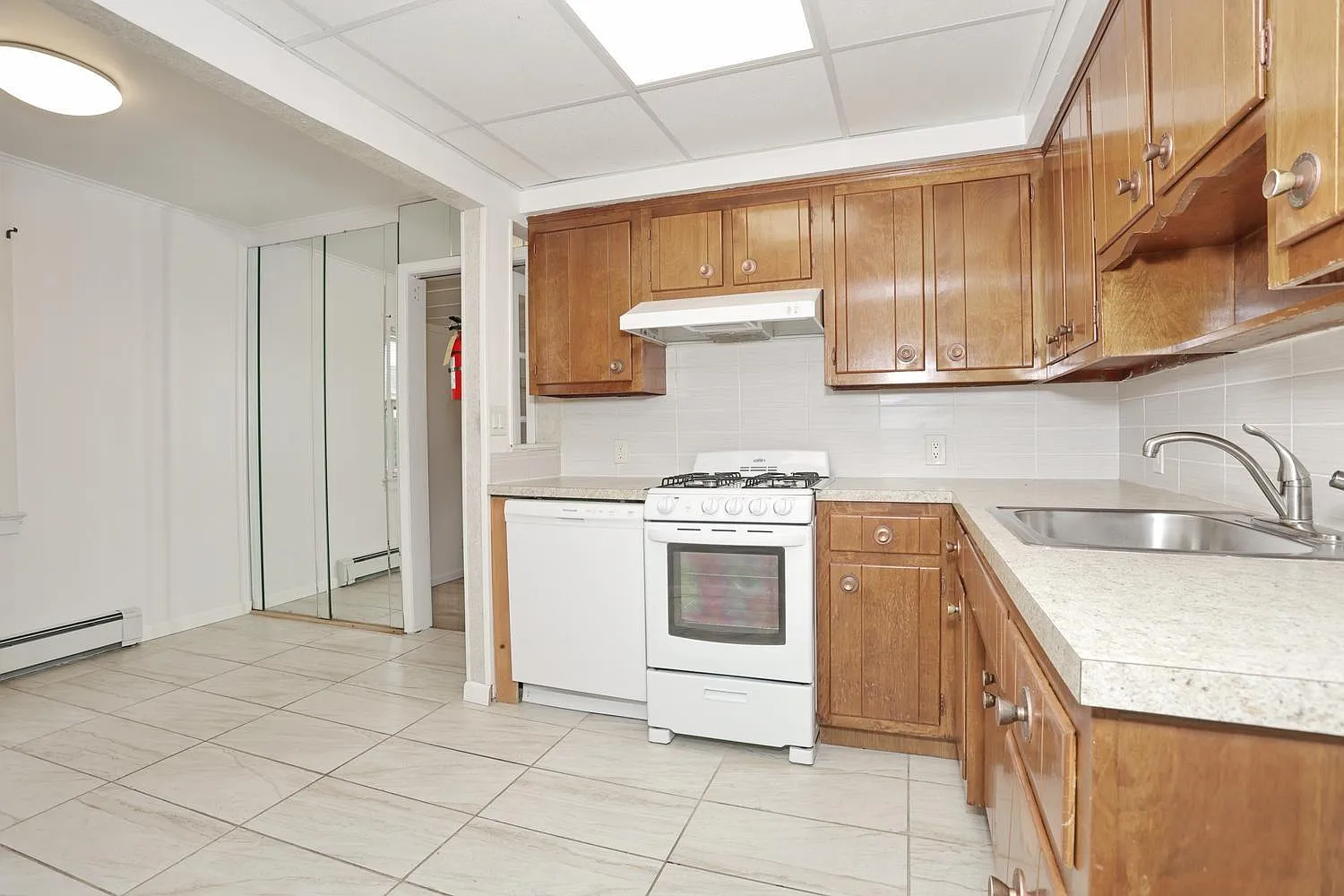 2 bed, $2,500 — Photo 1