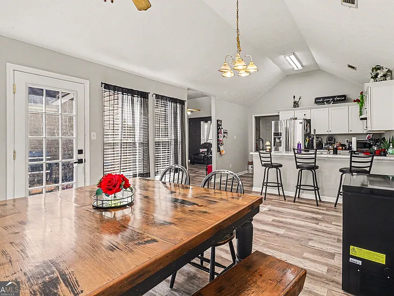 55 Ashley Woods Dr — Photo 11