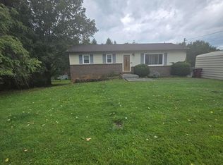 1301 Cobblestone Ct, Johnson City, TN 37601