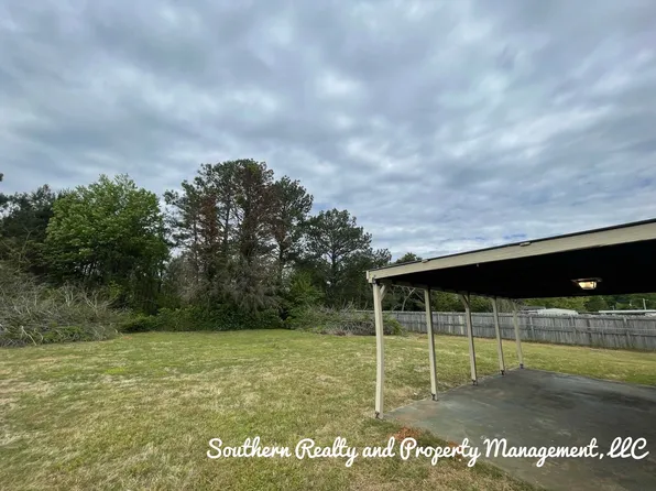 3983 Henry Ct, Millbrook, AL 36054