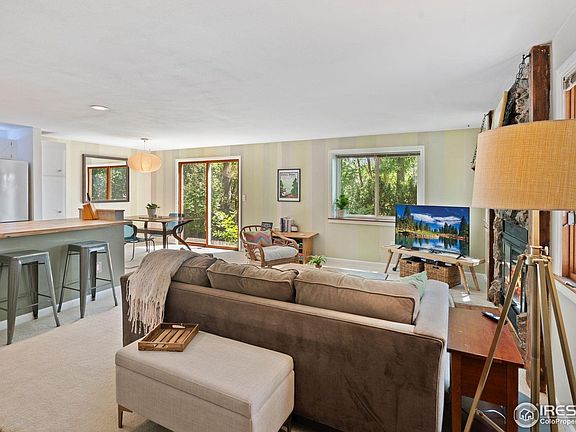 4th image of 105 Granada Ct