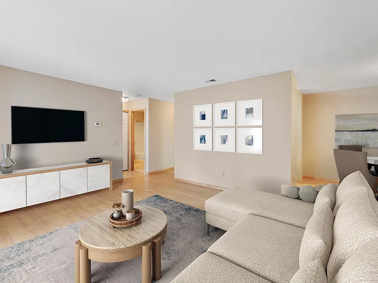 Forest Place Apartments — Photo 14