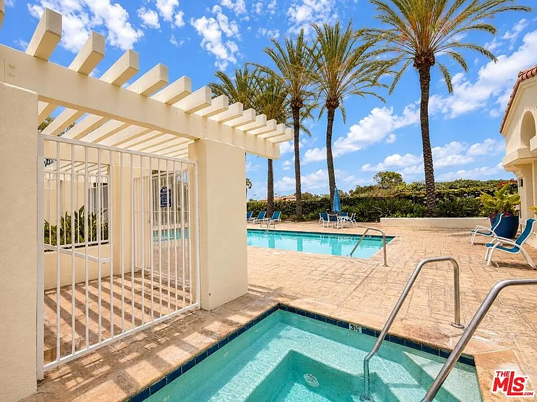 6483 Zuma View Pl #104 — Photo 24