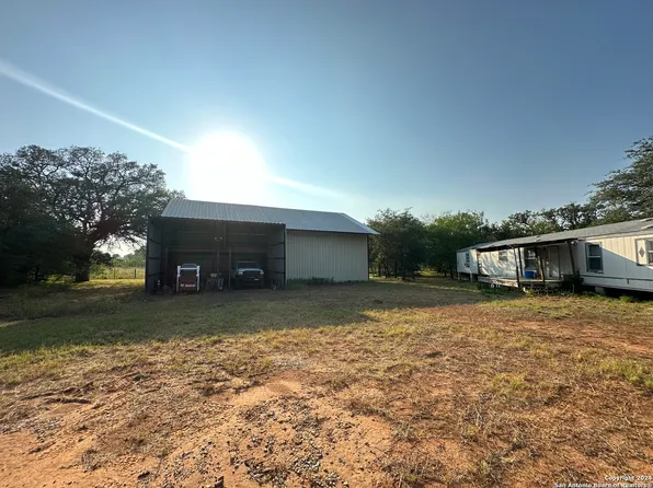 10.5+- AC 19366 Benton City Rd, Somerset, TX 78069