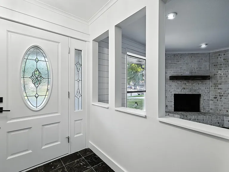 2902 Panhandle Dr — Photo 3