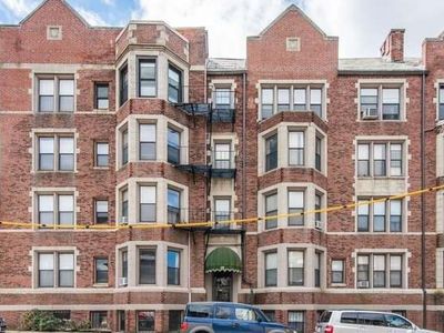 26 Commonwealth Ter APT 3, Brighton, MA, 02135