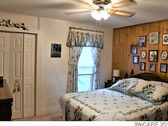 5th image of 137 S Poplar St #1