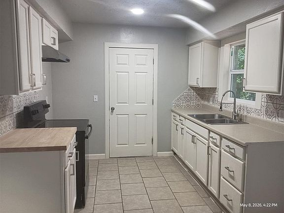 4th image of 937 Brown Dr