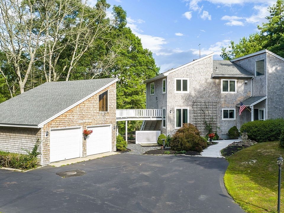 1st image of 46 Holly Pond Rd