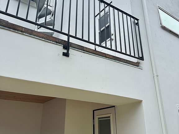 4th image of 1010 Hillside Ave