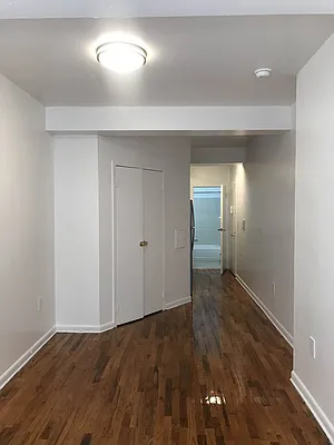 Rented by RC REAL ESTATE OF NEW YORK | media 4