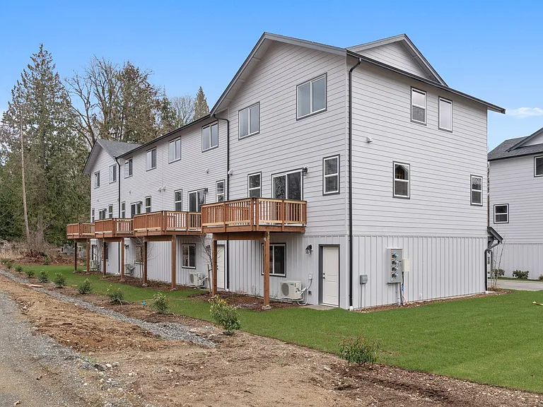 2820 Shore Pine Pl — Photo 24