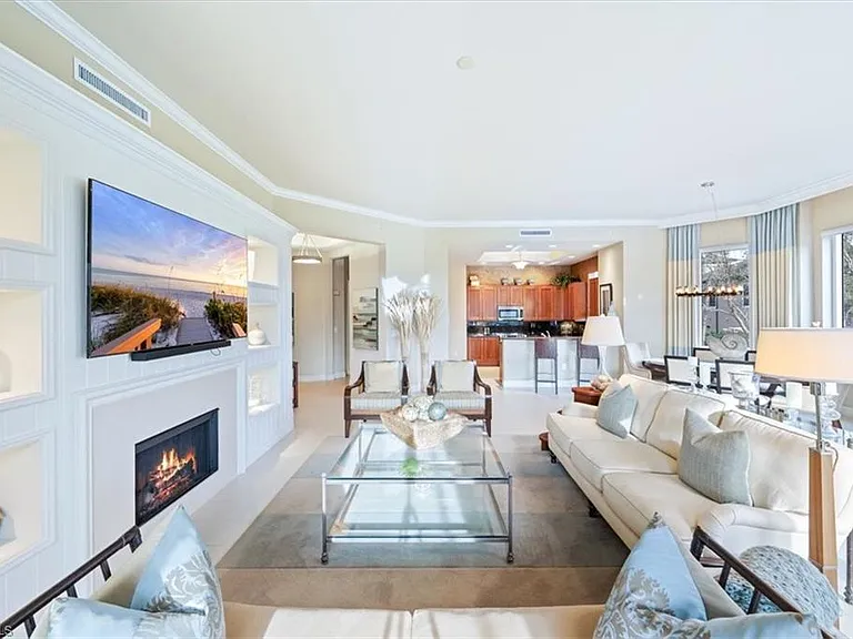 4751 W Bay Blvd #101 — Photo 7