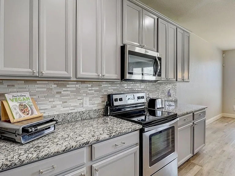 3105 Walker Creek Dr — Photo 9