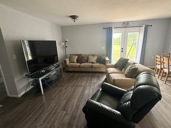 4th image of 8567 Ashley Ln #B