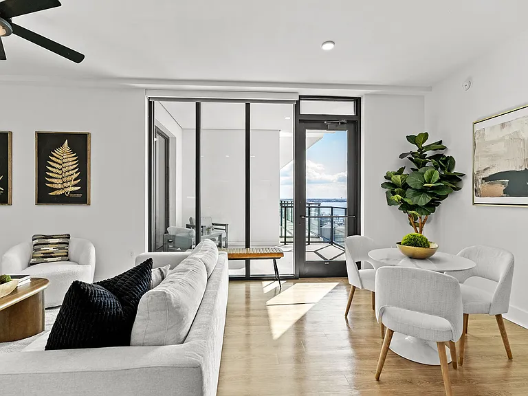 NOVEL Beach Park by Crescent Communities — Photo 42