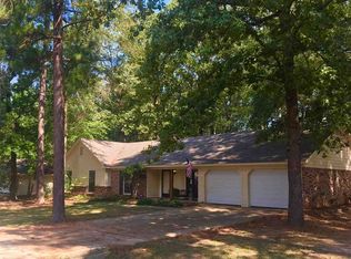 314 Swallow Dr, Brandon, MS 39047