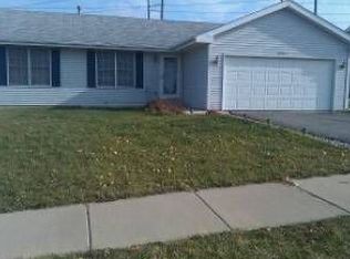 6901 Louden Dr, Loves Park, IL 61111