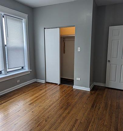 4th image of 4716 S King Dr