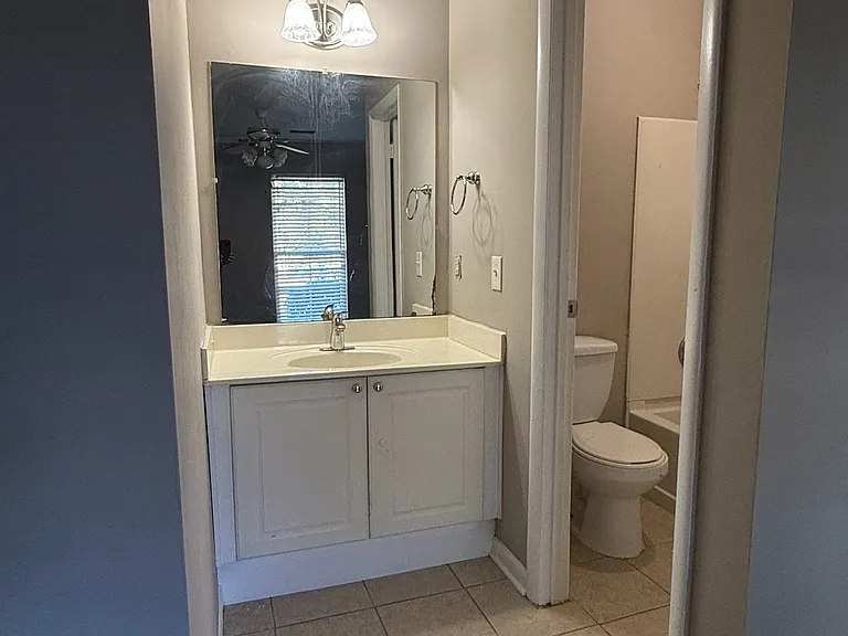 330 Forest Pl — Photo 21