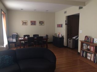 2012 N Howe St, Chicago, IL 60614