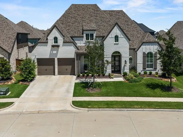 1821 Sampson Ln, Aubrey, TX 76227