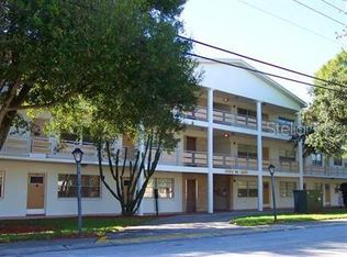 911 Washington Ave APT 117, Largo, FL 33770