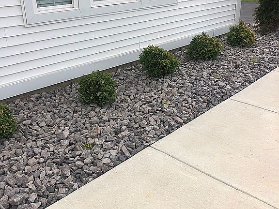 2nd image of 81 Crossridge Ln