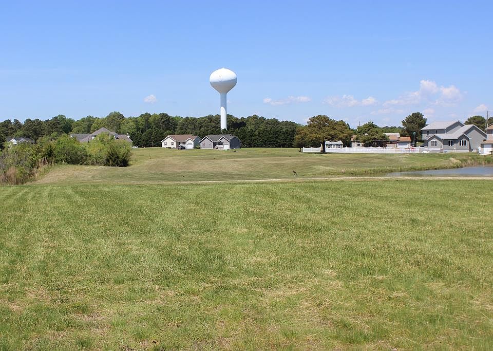 1st image of 364 Meridian Dr