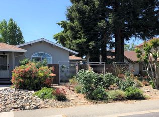 567 Cottonwood St, Vacaville, CA 95688