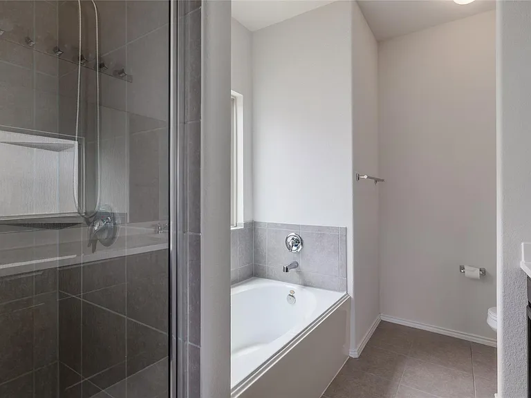 5700 Eden Dr — Photo 18