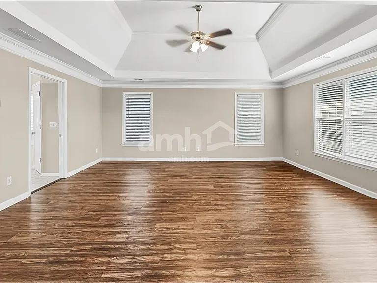 4524 Kingsgate Ct NW — Photo 13