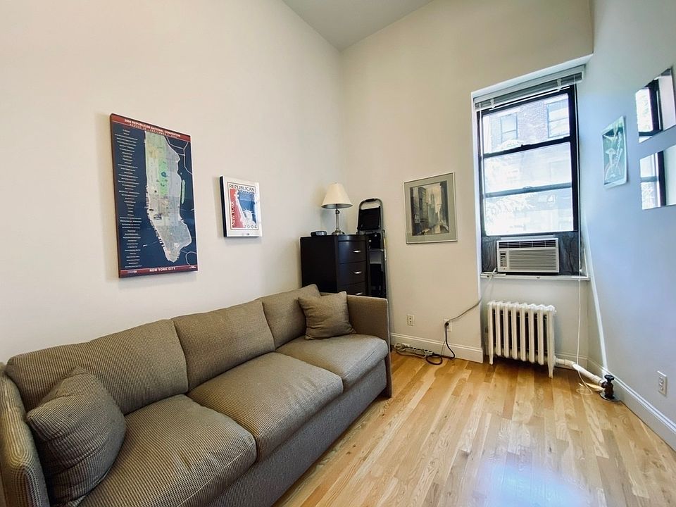 1st image of 46 W 70th St #6