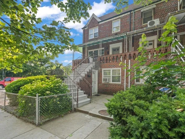 8880 Bay 16th St, Brooklyn, NY 11214