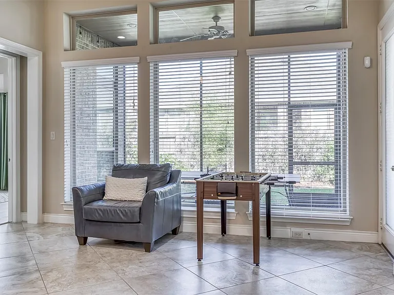 29114 Davenport Dr — Photo 19