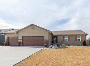 509 Harvest Hills Dr, Inman, KS 67546