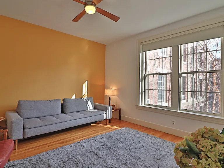 141 Beaconsfield Rd #3 — Photo 12