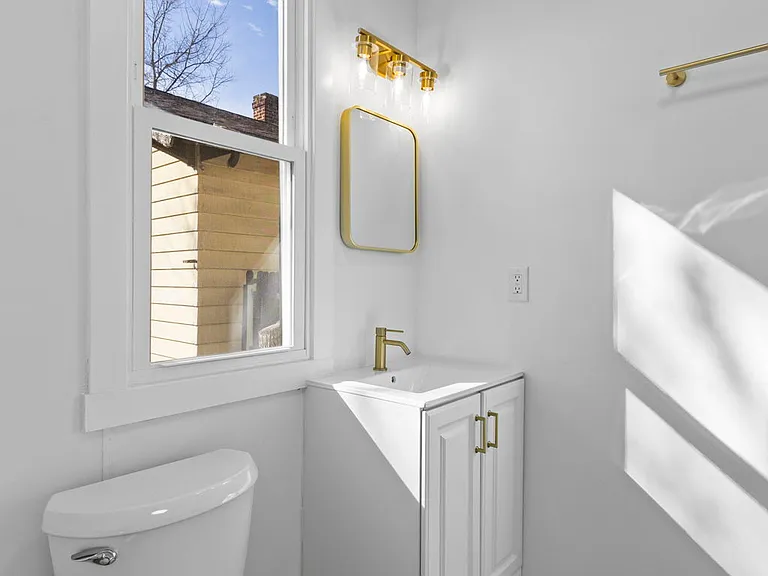 113 S Traub Ave — Photo 22