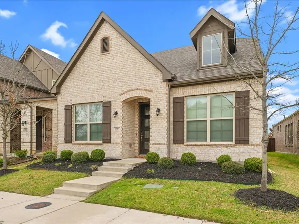 8015 Sunflower Ln, Dallas, TX 75252