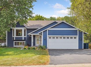 17415 Ithaca Ln, Lakeville, MN 55044
