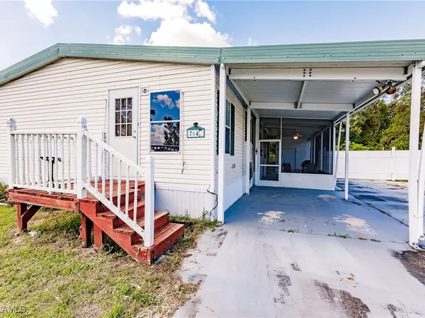 7640 Peyraud Dr, North Fort Myers, FL 33917