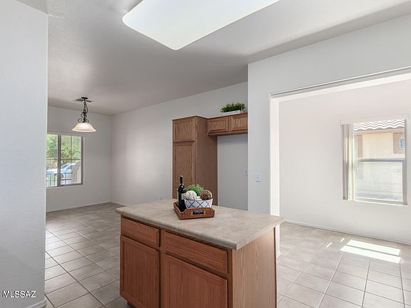 4th image of 11381 W Massey Dr