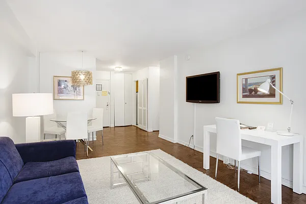 Rented by Corcoran | media 3