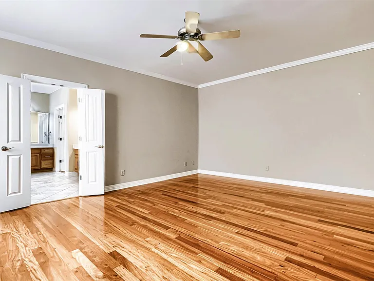 2506 Camden Park — Photo 15