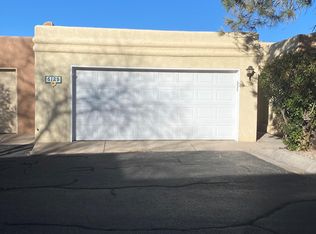 6129 Del Campo Pl NE, Albuquerque, NM 87109