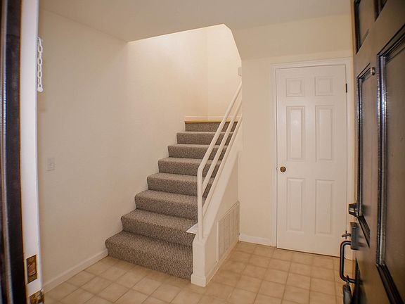 4th image of 3646 Princeton Ave