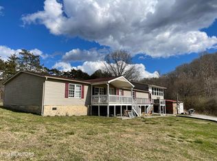 2710 Dutch Valley Rd, Clinton, TN 37716